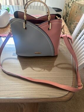 Two-Tone Pink and Gray Crossbody Tote with Gold Hardware